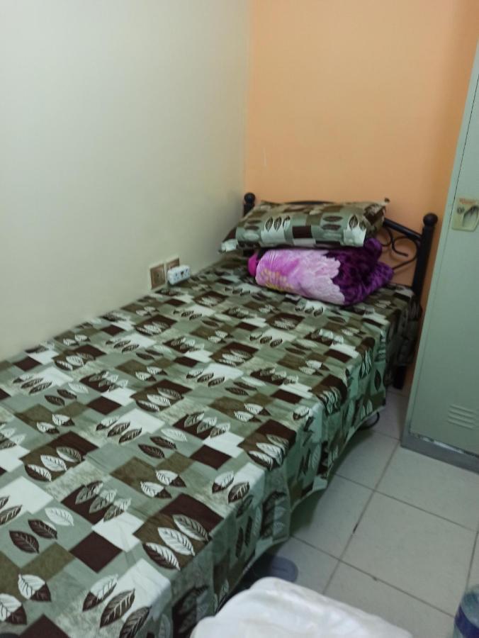 Moon Backpackers , Al Rigga , Partition For Couples And For Singles Daire Dubai Dış mekan fotoğraf